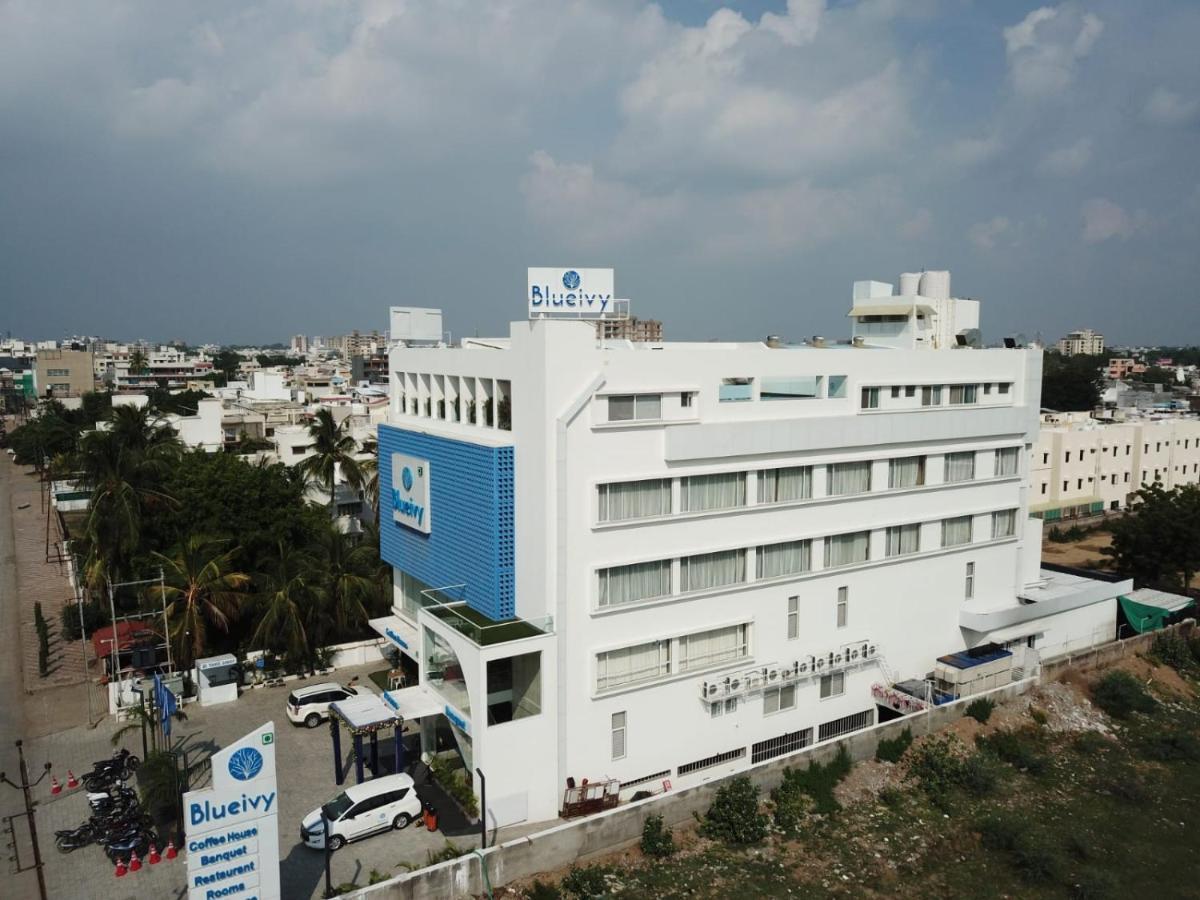 Hotel Blueivy Anand Ngoại thất bức ảnh