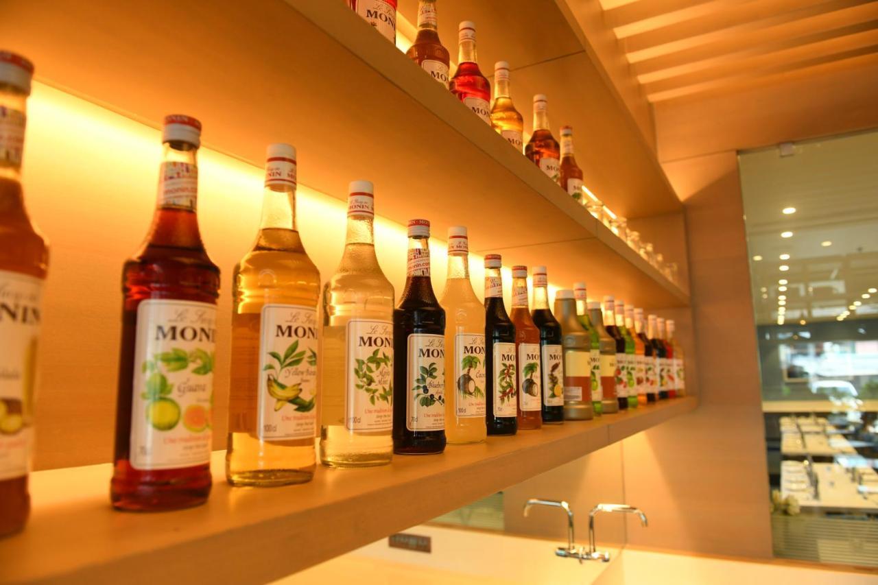 Hotel Blueivy Anand Ngoại thất bức ảnh