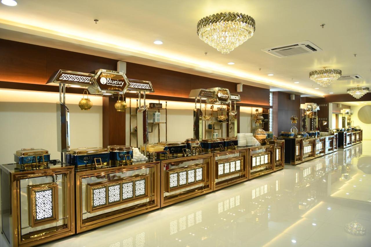 Hotel Blueivy Anand Ngoại thất bức ảnh